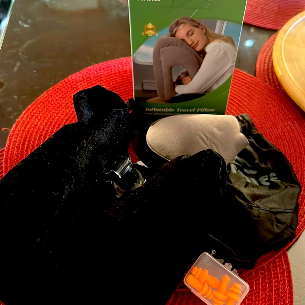 Inflatable travel Pillow in black Neck rest, nap